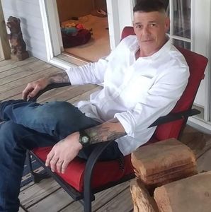 Meet your Posher, Troy